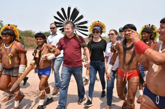 Mauro postou imagens em visita a aldeias indígenas com Virginia Mendes