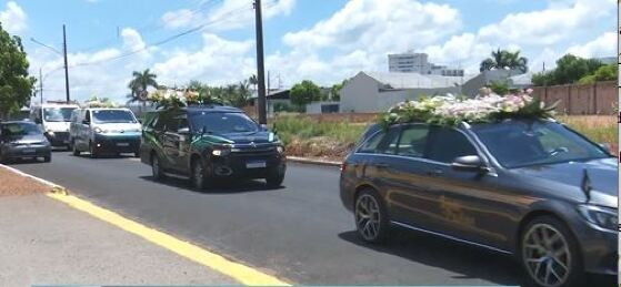 O velório aconteceu no pavilhão da igreja Assembleia de Deus. 