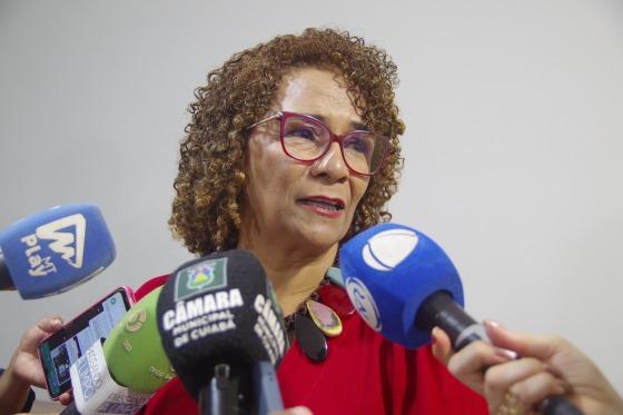 A vereadora foi denunciada por obrigar a ex-chefe de gabinete, Laura Abreu, a devolver a verba indenizatória de R$ 5 mil, paga mensalmente.