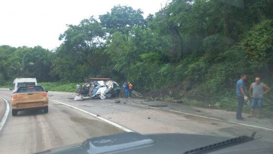 Acidente envolveu sete veículos e 11 pessoas.