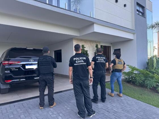 Acusações são de tráfico de drogas, organização criminosa e lavagem de dinheiro.