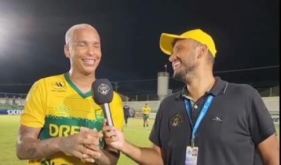 O Dourado venceu de virada por 2 a 1