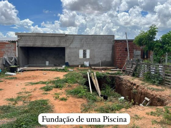 A justificava da invasão é de que os grileiros seriam "sem teto", mas as construções evidenciam o poder aquisitivo dos proprietários.