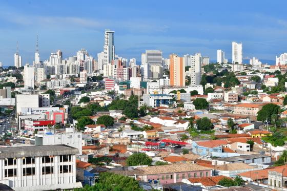 De acordo com o estudo, Cuiabá está acima da média em 21 dos 40 itens observados