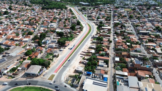 Com 700 metros de extensão, a Avenida Parque do Barbado recebe o investimento de R$ 26,7 milhões por parte do Governo.