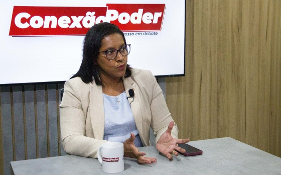 Gisela critica que há quase quase usurpação do Judiciário em relação às pautas do Legislativo.