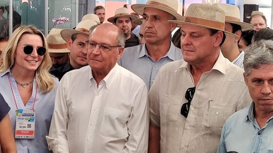O vice-presidente Geraldo Alckmin e o ministro Carlos Fávaro participaram da abertura da Agrishow, mas sem público