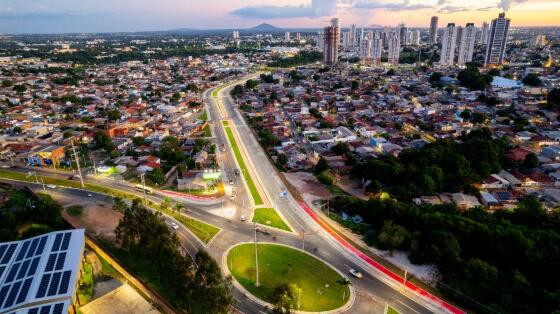 A ampliação da Avenida Parque do Barbado tem 700 metros de extensão em pista dupla, ligando as avenidas das Torres e Archimedes Pereira Lima. 