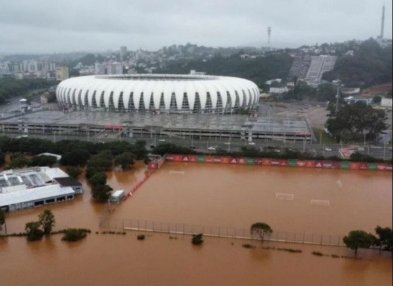Estádio Beira Rio, do Internacional, em Porto Alegre, depois de fortes chuvas