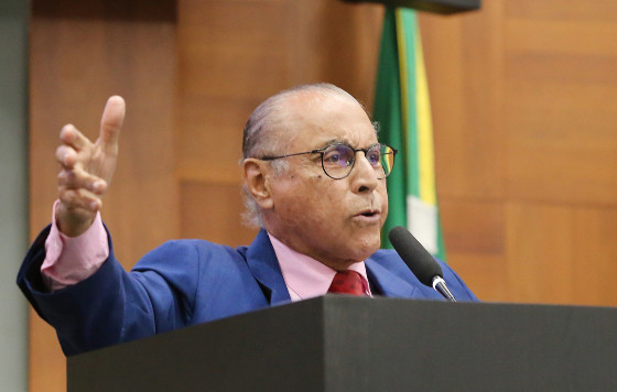 Deputado disse que o agro não gosta de pagar imposto.