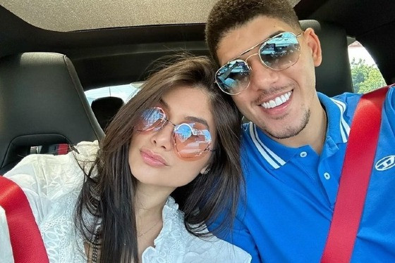 A esposa de Zé Vaqueiro, Ingra Alves publicou um vídeo em que mostra o filho Arthur indo para casa pela primeira vez em nove meses