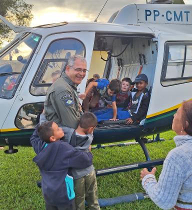 Os policiais e bombeiros iniciaram os trabalhos no dia 05 de maio