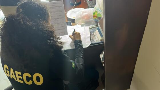 Conforme o Gaeco, os advogados se valiam da prerrogativa da profissão para entregar os aparelhos celulares aos presos.