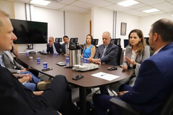 Reunião foi realizada nesta segunda-feira (08) entre membros da OAB e da PJC.