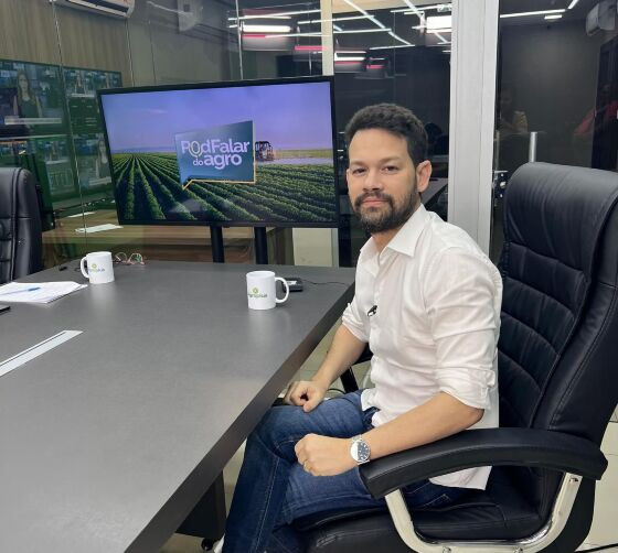 EDSON MENDES é engenheiro florestal graduado pela UFMT, com pós-graduações em Geoprocessamento, Georreferenciamento, CAR e Gestão Estratégica do Agronegócio. É diretor ambiental dos grupos Mendes & Freitas, Spínola e Apolinário, com influência in