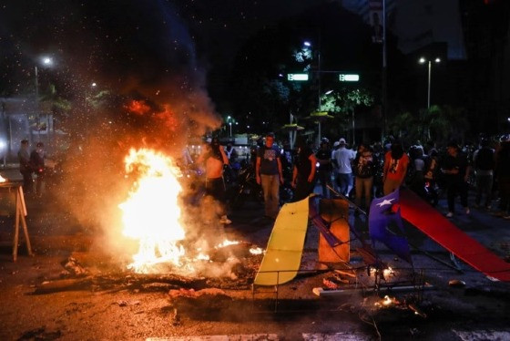 Protestos  em Caracas após o resultado das eleições venezuelanas 