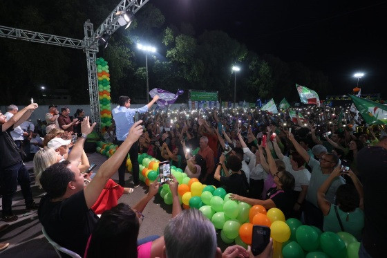 A Coligação “Várzea Grande Melhor” oficializou na noite desta quinta-feira (01) a candidatura do prefeito de Várzea Grande Kalil Baracat (MDB)