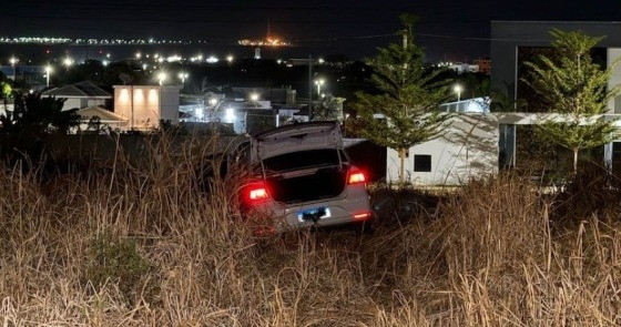 Vítima foi encontrada em terreno baldio