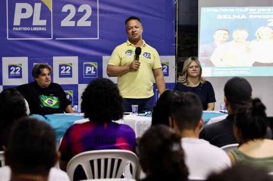 Cláudio Ferreira em apresentação do plano de governo