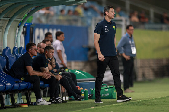 Bernardo Franco estreou no comando do Cuiabá em jogo disputado na Arena Pantanal.