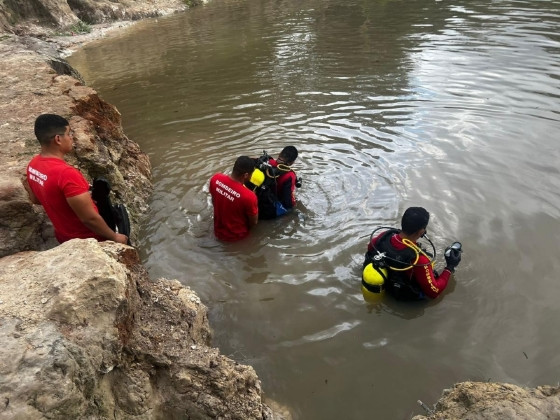 Jovem estava trabalhando quando morreu afogado 