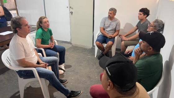 Flávia e Tião conversaram com representantes de motoristas de vans