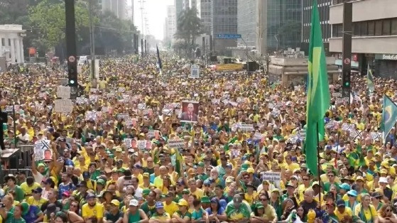 Manifestantes lotam Avenida Paulista neste 7 de setembro