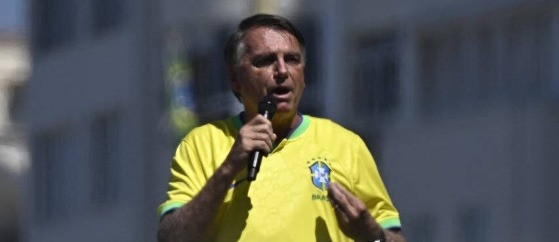 De acordo com os aliados, a ida ao hospital não foi motivado por uma doença grave e Bolsonaro vai ter condições de participar da manifestação.