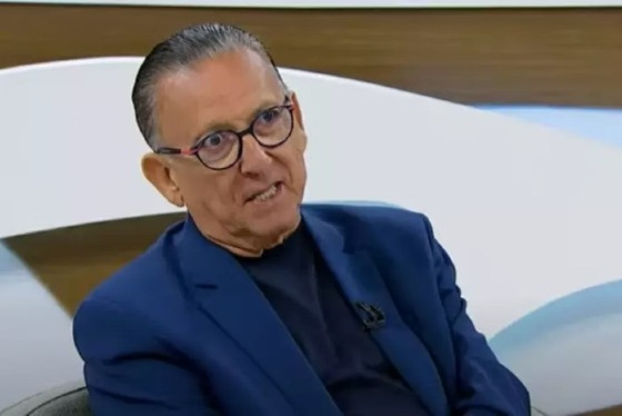 Galvão Bueno no programa Roda Viva