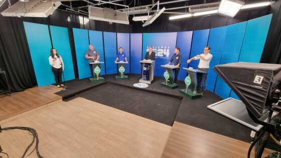 Debate foi  realizado pela TV Vila Real nesta terça-feira (01).