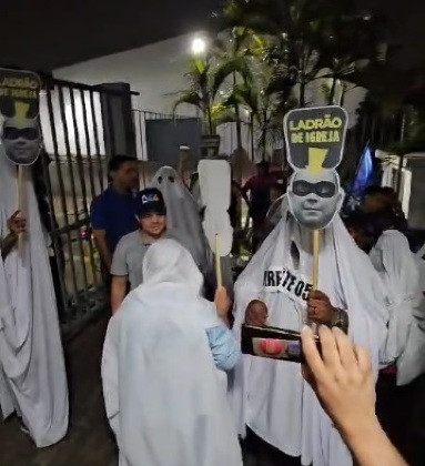 ladrão de igreja e fantasma abilio