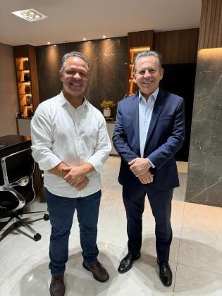 Em sua primeira reunião com Mauro Mendes após a eleição, Cláudio destacou a importância da parceria com o governo para avançar em áreas essenciais, como infraestrutura e saúde.
