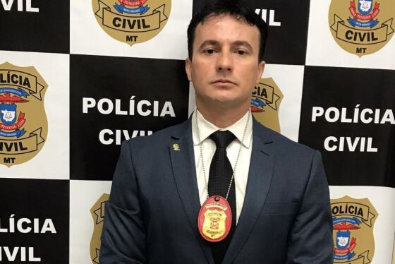 Delegado disse que o alvo da busca e apreensão tentou fechar o portão após ver os policiais.