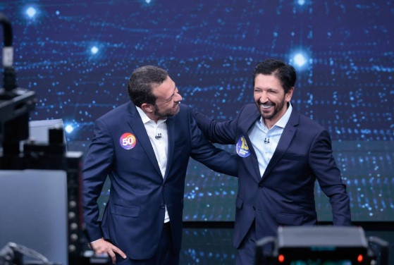 Boulos e Nunes se cumprimentam ironicamente durante debate na TV Band 