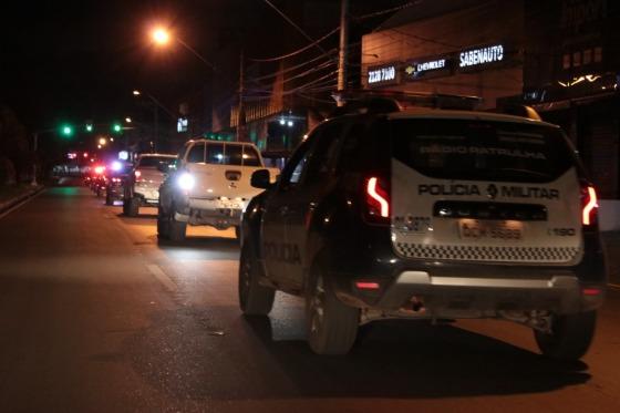 Vítimas foram resgatadas pela Polícia Militar.