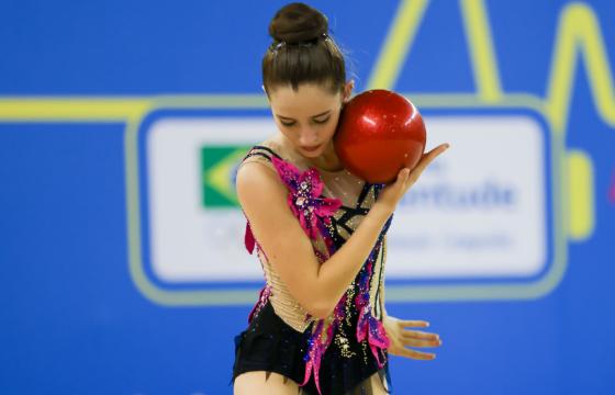 Ginasta de MT em competição estudantil nacional (2023)Ginasta de MT em competição estudantil nacional (2023)