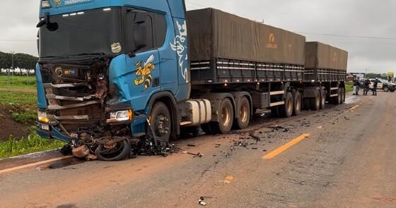 Segundo o Corpo de Bombeiros, o motociclista já estava sem os sinais vitais quando a equipe chegou para prestar os socorros.