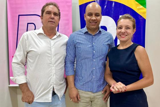 Flávia Moretti e Gustavo Duarte