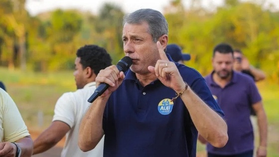 Prefeito pode nem ser empossado no cargo por denúncia de corrupção durante a campanha.