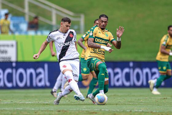 Com 30 pontos, empatado com o Atlético-GO, o Cuiabá terminou na lanterna da tabela.