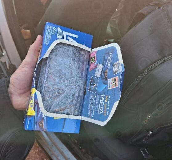 Policial Penal camuflou celulares em caixa de bombom para entrar no presídio