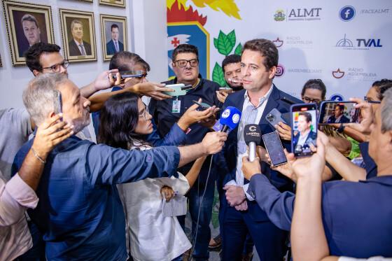 Promotor negou intenção de afastar prefeito do comando da Saúde da Capital.