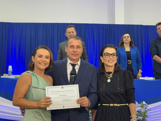 Justiça Eleitoral diploma Alei e Acácio para conduzirem Sorriso 