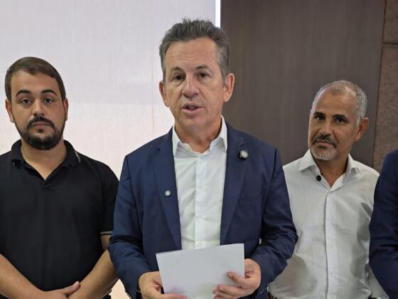 Governador se reuniu com prefeitos de cidades atingidas.