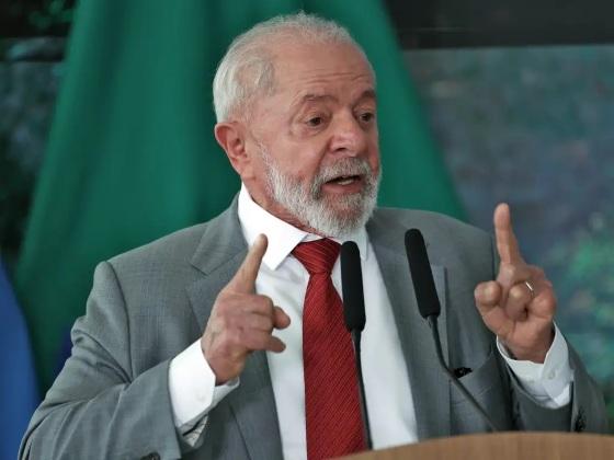 Desaprovação a Lula sobe após episódio do PIX