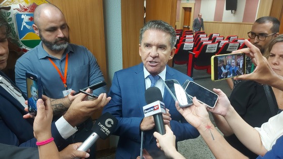 Sérgio Ricardo defende contratação emergencial para continuação de obras do BRT