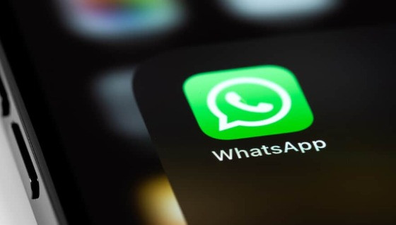 Empresa responsável pelo WhatsApp não desbloqueou conta de empresário.