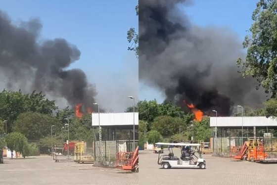 O Corpo de Bombeiros foi acionado para fazer o combate às chamas. 