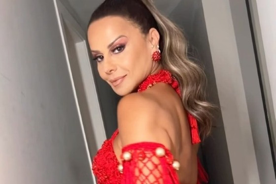 “Vou operar depois da novela. Tem preconceito em tudo. Eu não posso fazer nada por essas pessoas. Isso não me atinge, mesmo”