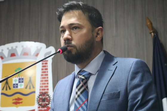 Vereador defende que as lideranças locais se unam ao Governo do Estado, TCE e TJ para pensar o futuro da cidade.